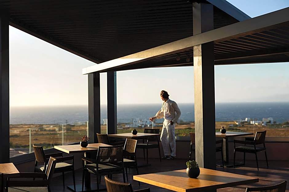 Domes Novos Santorini, Autograph Collection