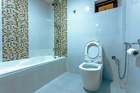 Superior Double or Twin Room with Lake View