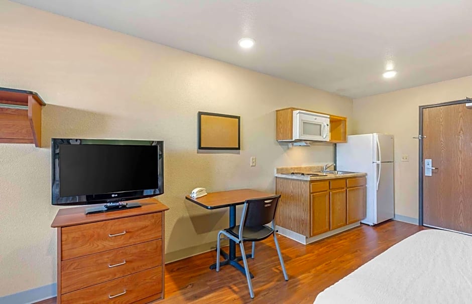 Extended Stay America Select Suites - Cleveland - Mentor