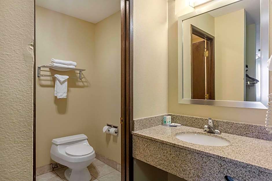 Quality Inn Ontario