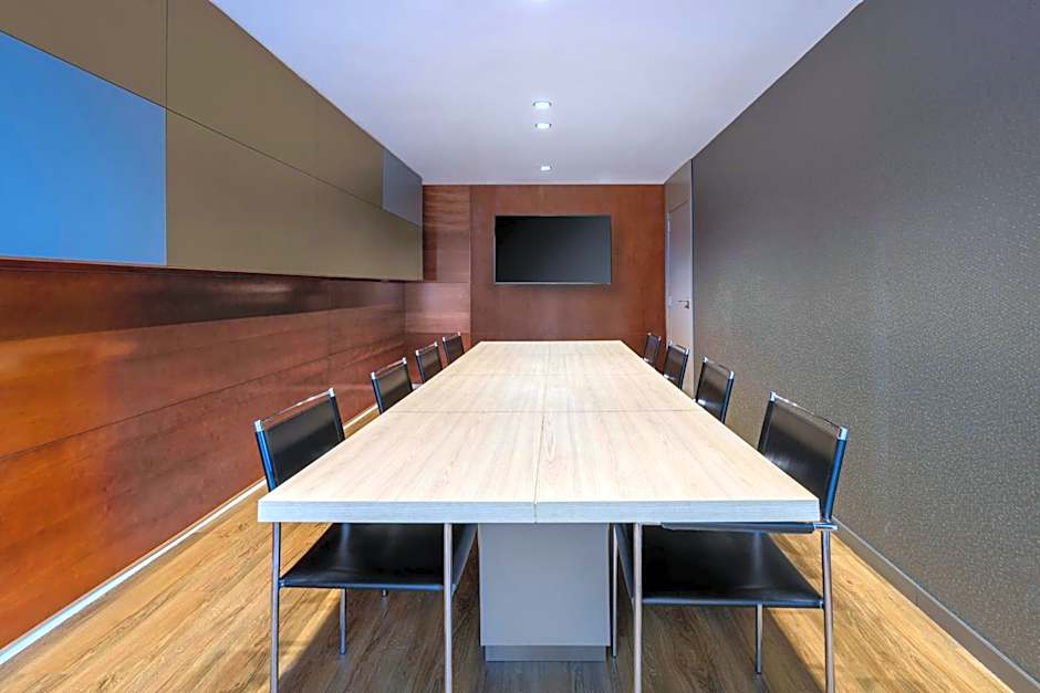 AC Hotel by Marriott Leon San Antonio