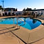 Edgewater Beach Inn & Suites