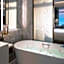Hilton Shenzhen World Exhibition & Convention Center （Qianhai Snow World）