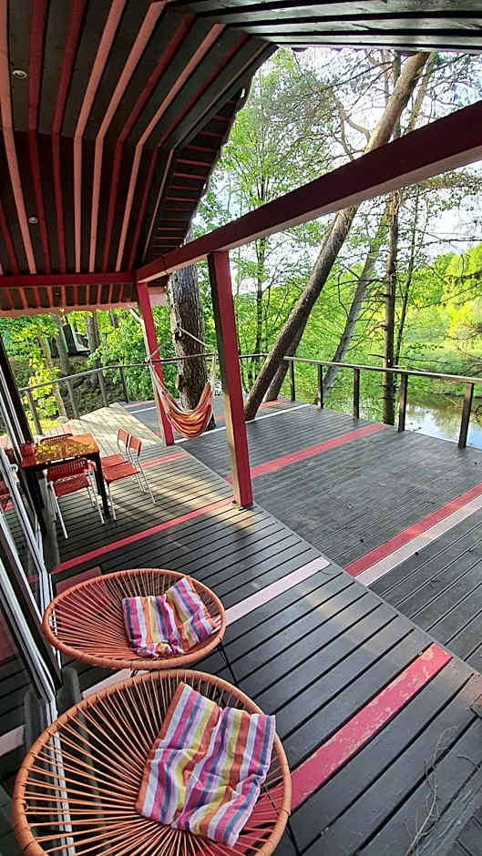 VIP Red Love house for 2