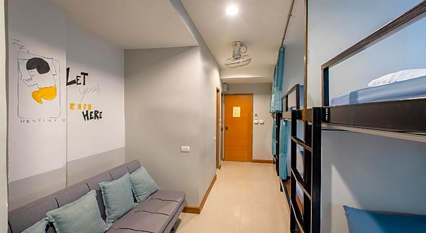 Restiny Hostel