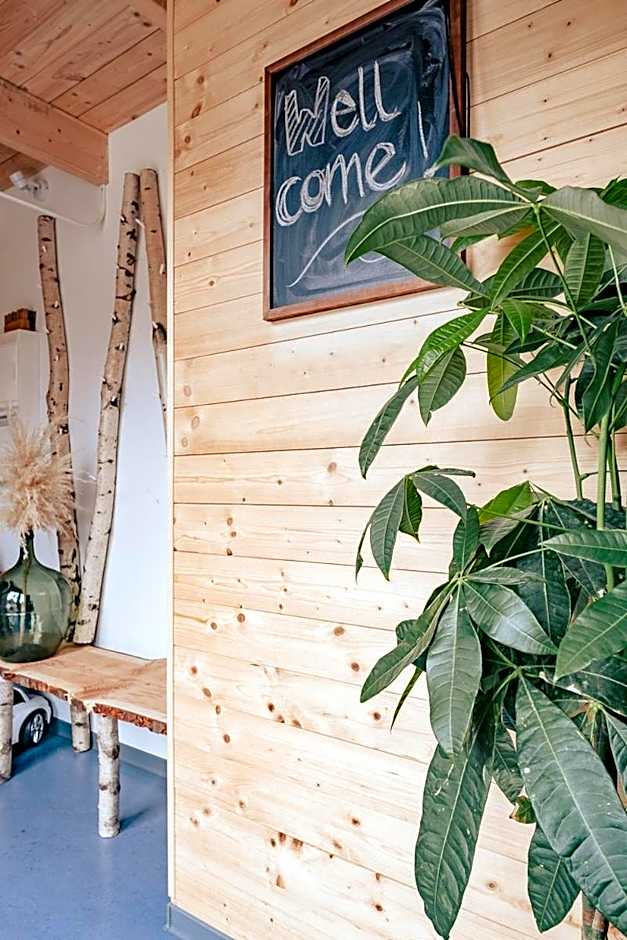 Hostel oder Ferienwohnung 1-16 Personen im BLAUEN HAUS