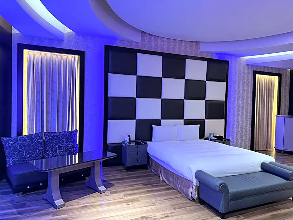 Wei Feng Exquisite Motel Pintung Branch