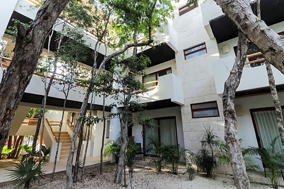 Niik Tulum