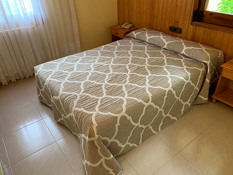 Hotel Los Nogales