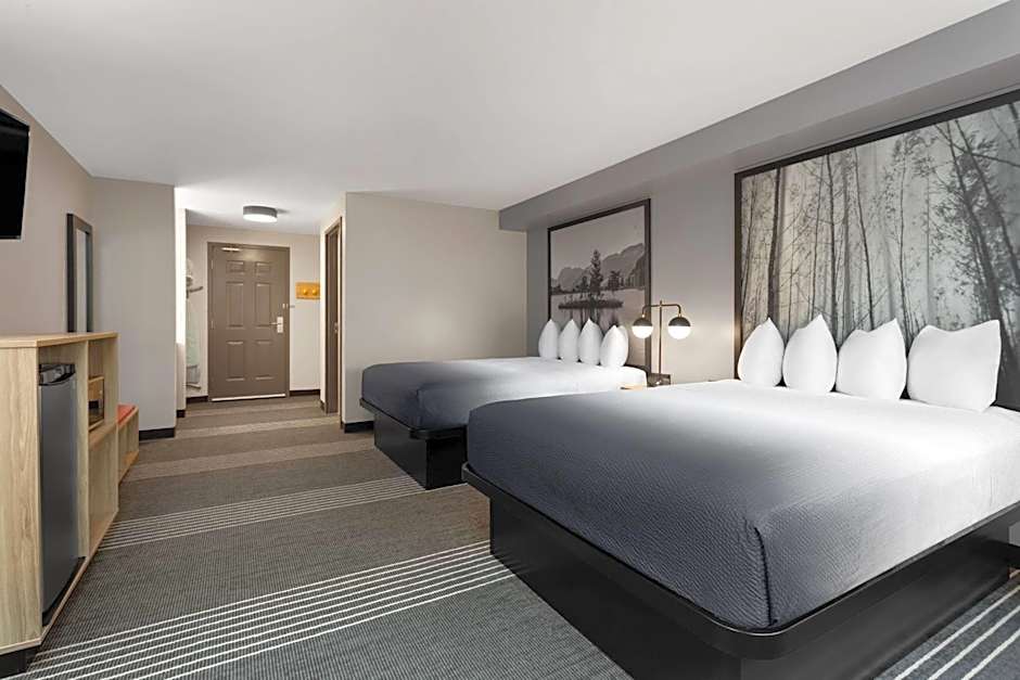 Super 8 by Wyndham Sault Ste Marie On