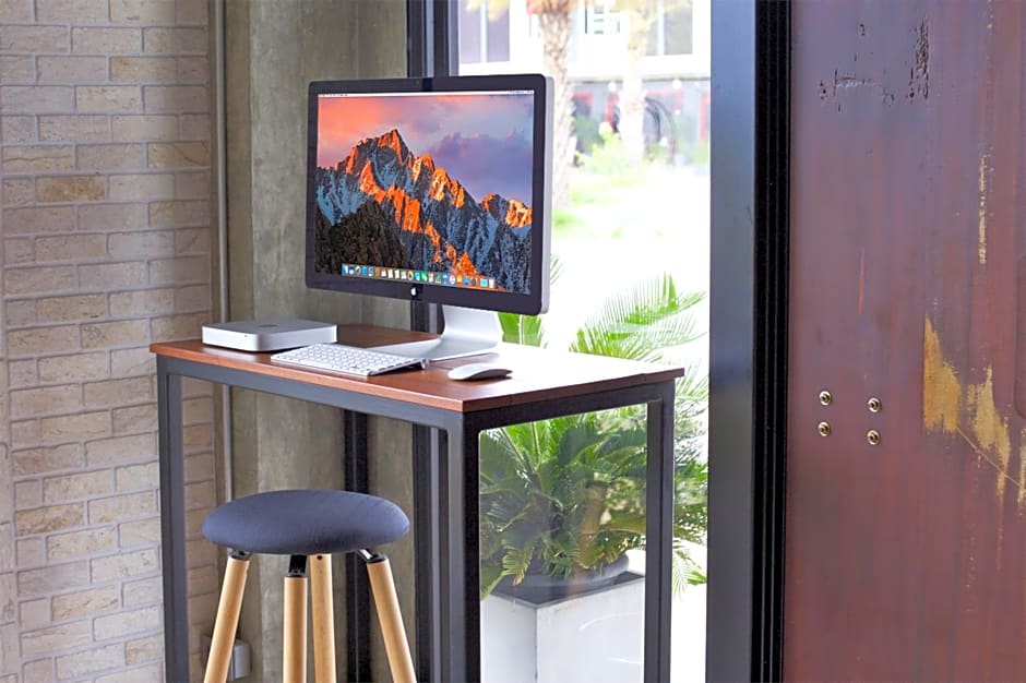 The Plug hotel @ i-Biz Avenue