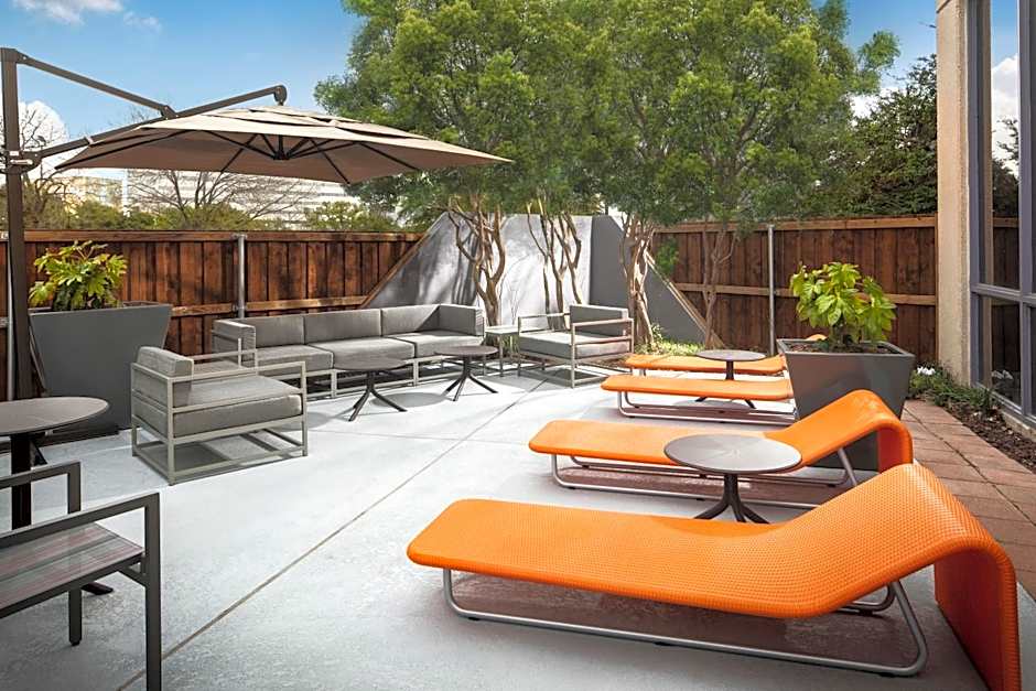Crowne Plaza Dallas Market Ctr - Love Field By IHG