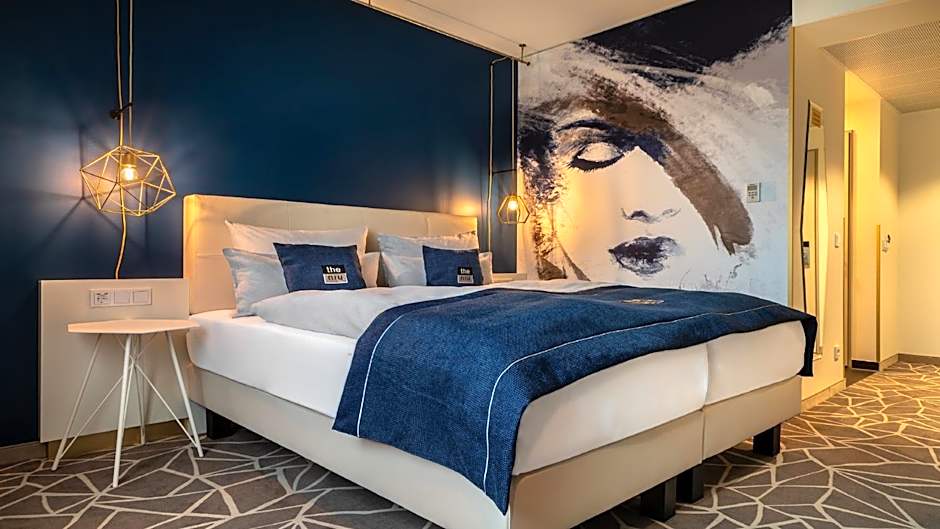 Holiday Inn - the niu, Ridge Halle Central Station By IHG