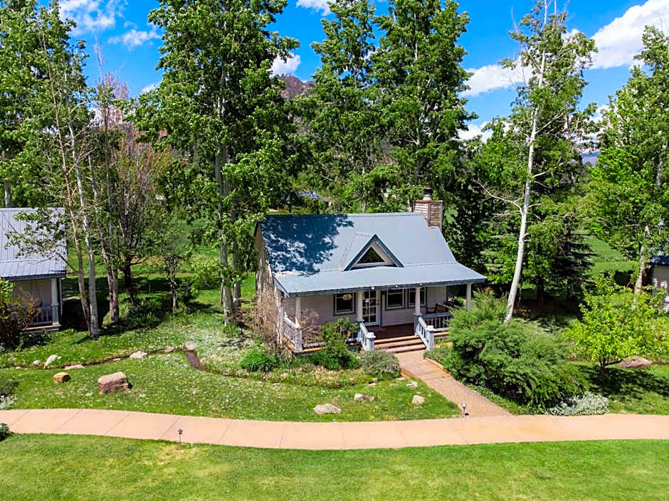 Apple Orchard Inn