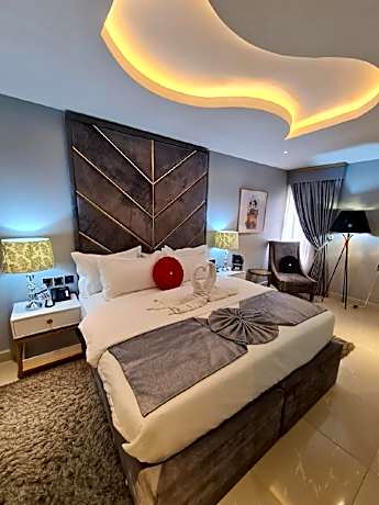 Standard Pool View Double Room