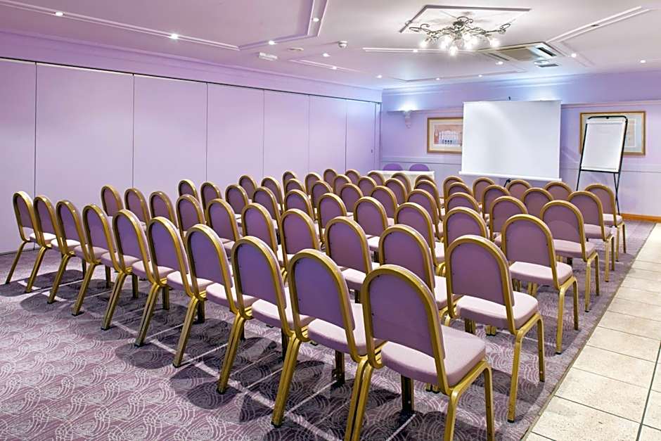 Holiday Inn A55 Chester West By IHG