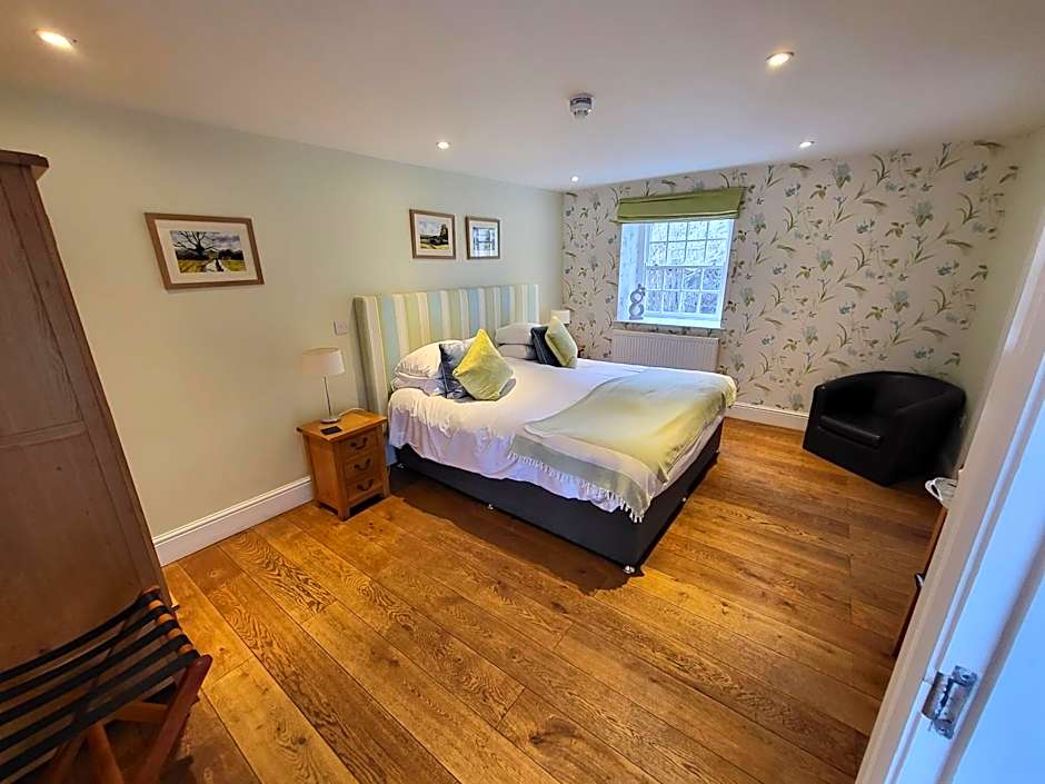 The Manifold Inn Hotel