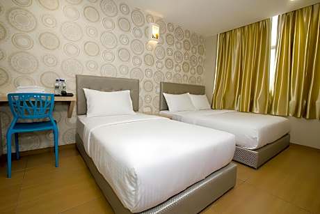 Triple Deluxe Room