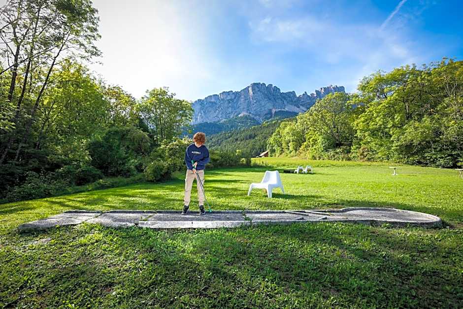 Logis Hôtel Au Gai Soleil du Mont-Aiguille
