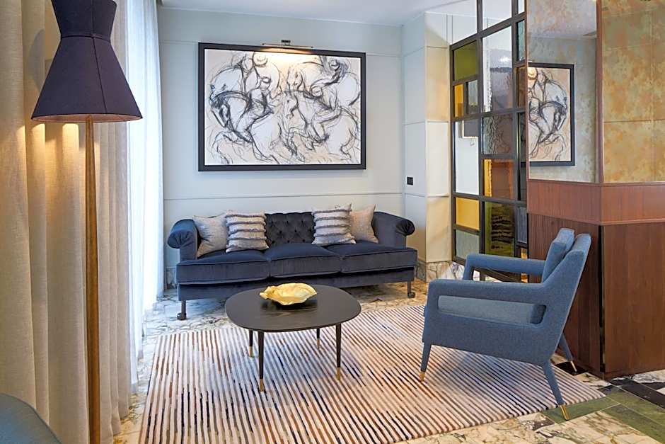 Cheval Gloucester Park at Kensington