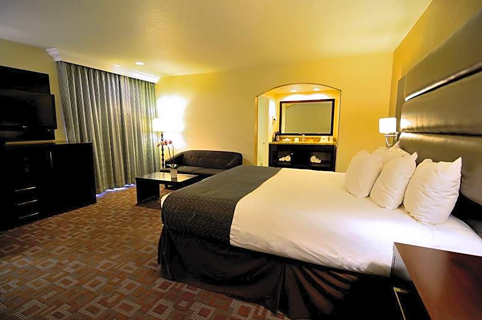 Days Inn by Wyndham Downey