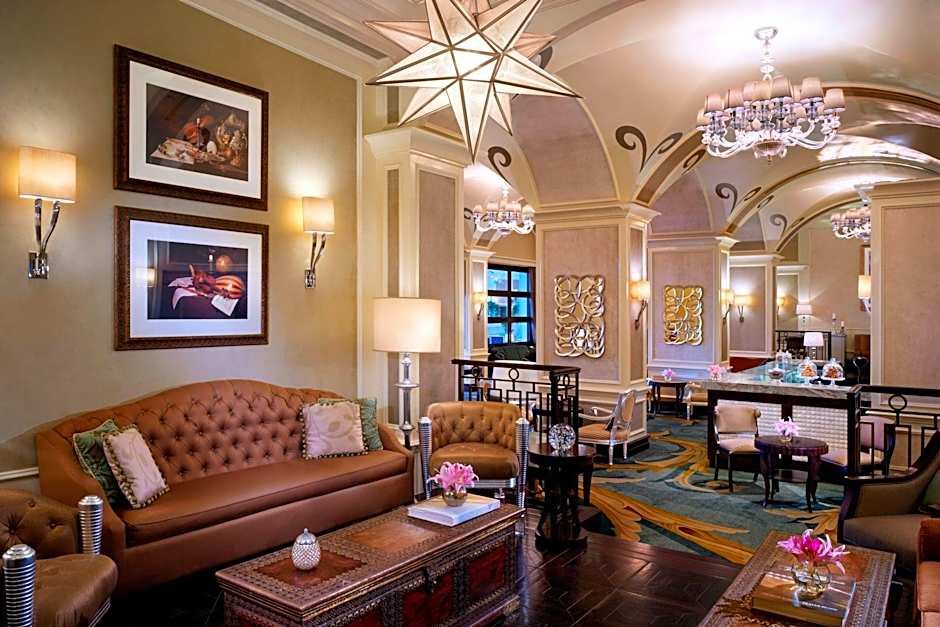 The Ritz-Carlton Abu Dhabi - Grand Canal