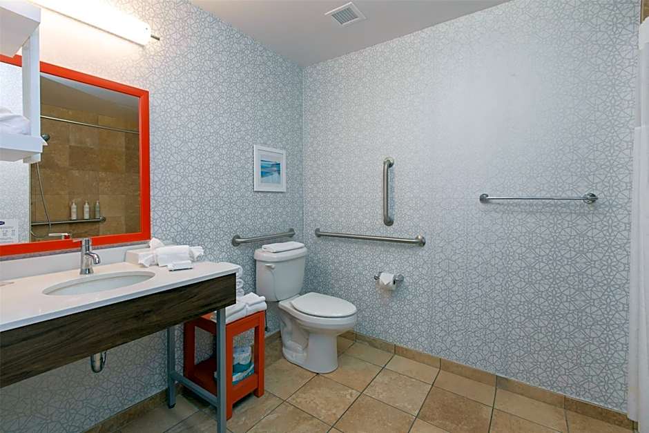 Hampton Inn By Hilton And Suites Wilder