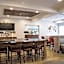 Holiday Inn Express & Suites Alexandria by IHG