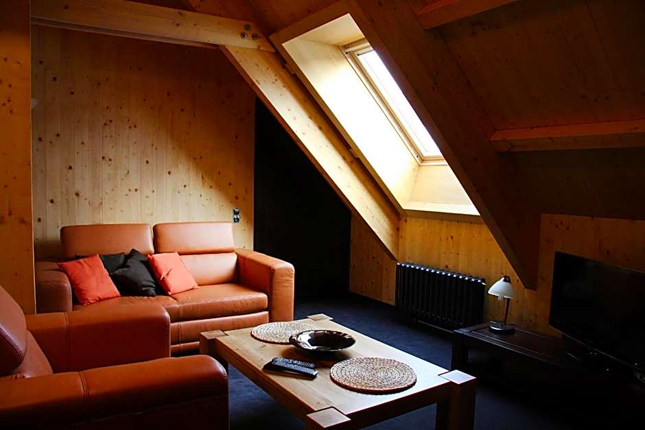 Krakonošova Dílna "WOODHAUS"