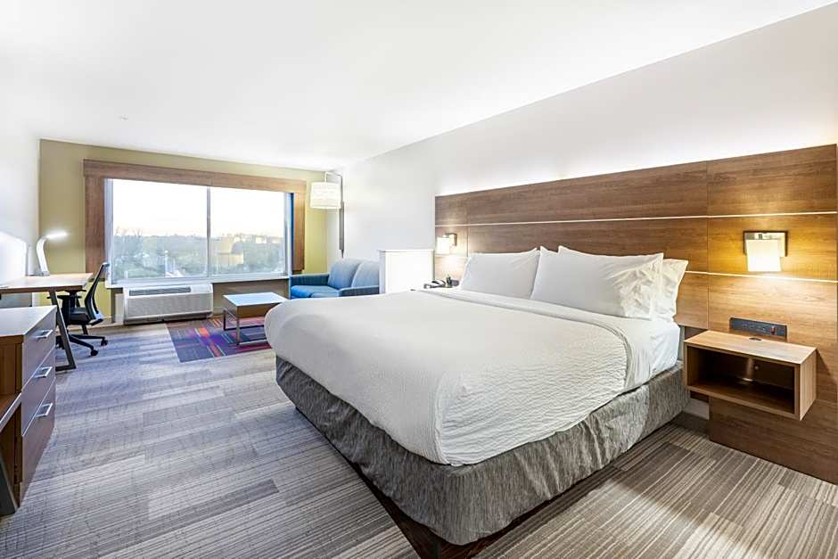Holiday Inn Express And Suites Nashville North - Springfield By IHG