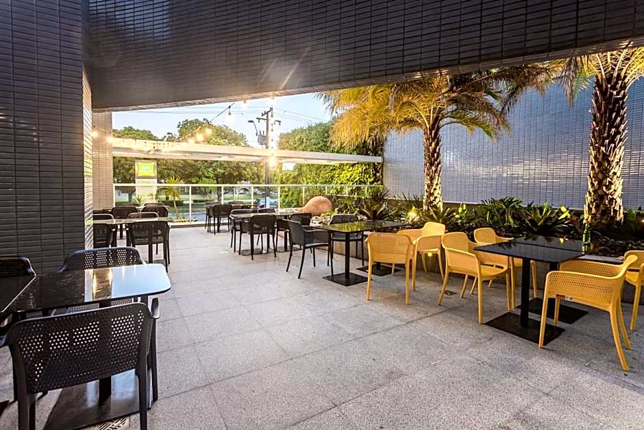 Ibis Styles Belém Hangar