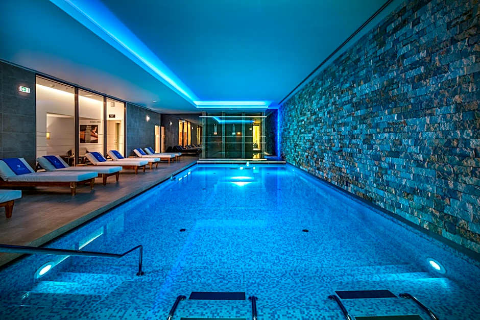 Jupiter Marina Hotel - Couples & Spa