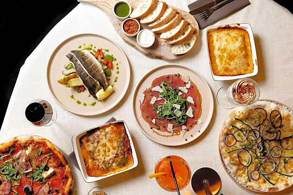 Hotel De Vossemeren by Center Parcs