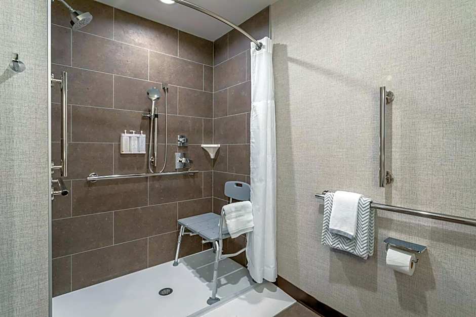 Cambria Hotel Pigeon Forge