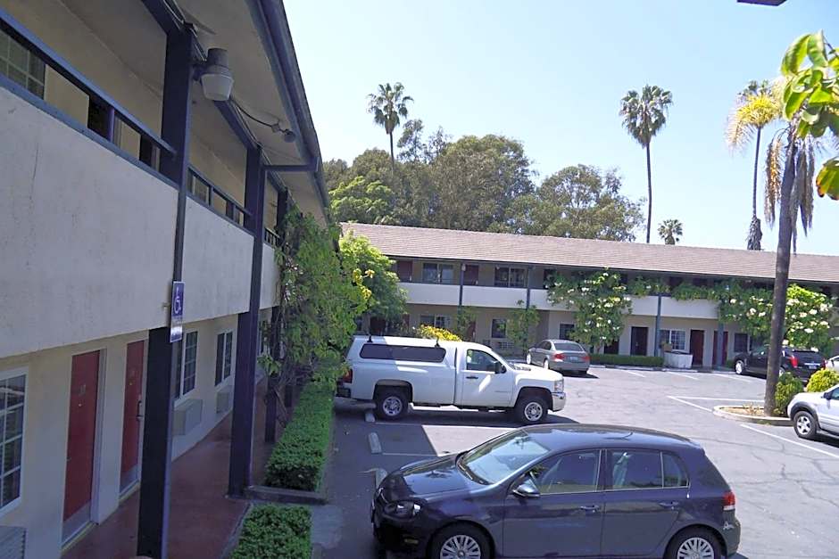 Rose Garden Inn