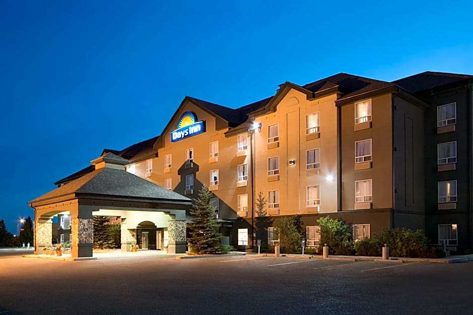 Days Inn by Wyndham Medicine Hat