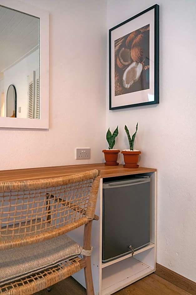 Beau Vallon Bungalows