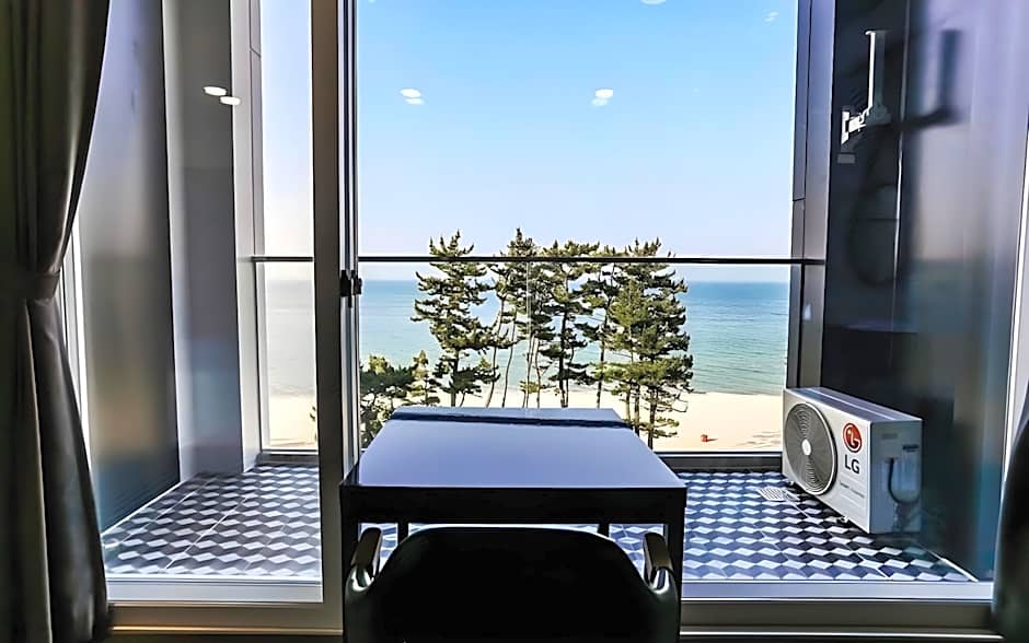 Hotel Cube