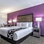 La Quinta Inn & Suites by Wyndham Warwick-Providence Airport