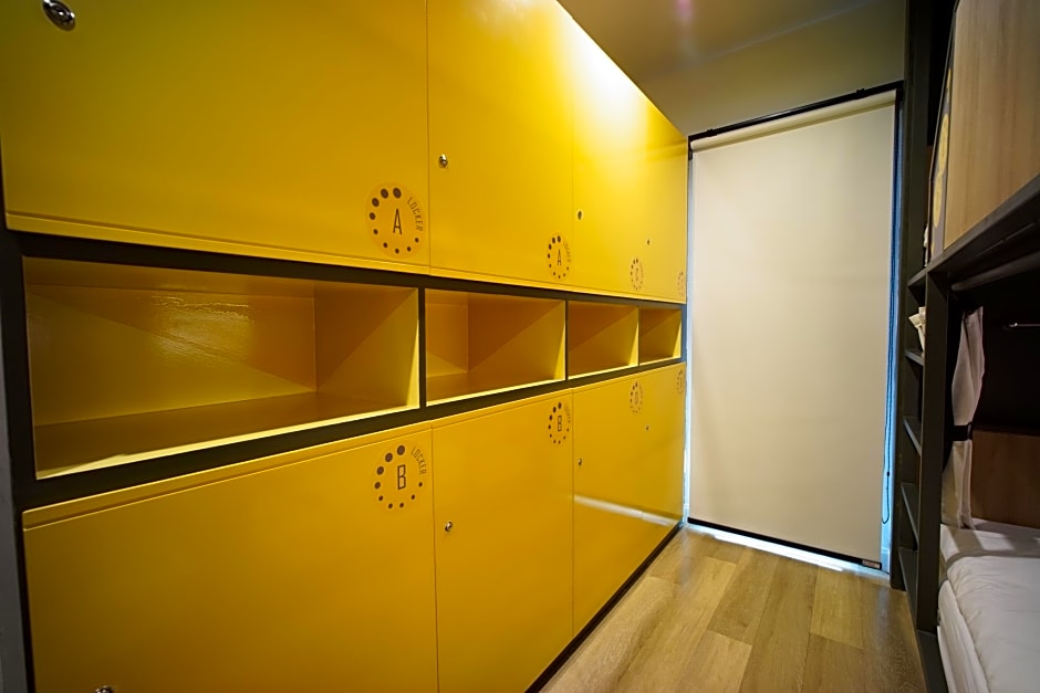 BRB Hostel Bangkok Silom