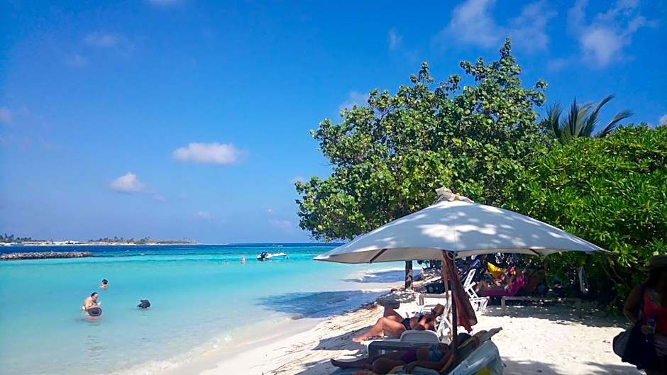 Dream Inn at Thulusdhoo