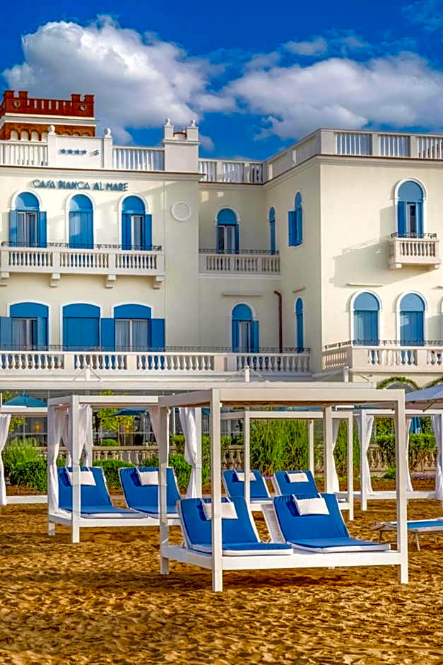 Casa Bianca Al Mare
