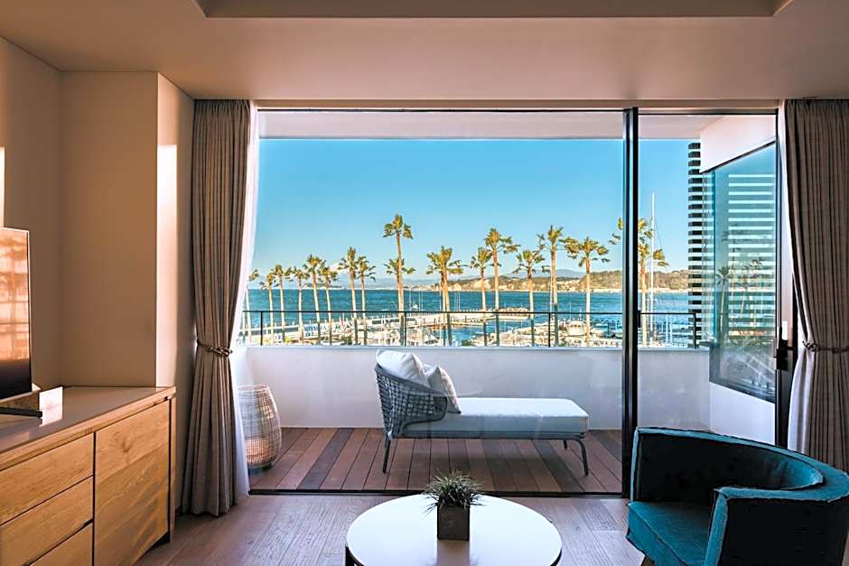 MALIBU HOTEL