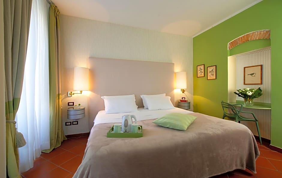 De La Pace- Sure Hotel Collection by Best Western