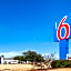 Motel 6-Bay Saint Louis, MS