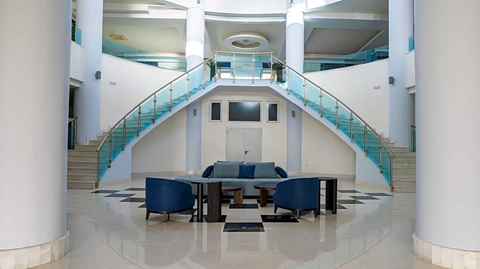 Grand Blue Beach Hotel