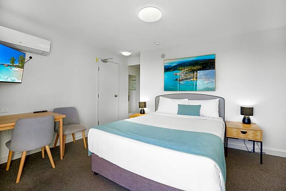 Gladstone Reef Hotel Motel