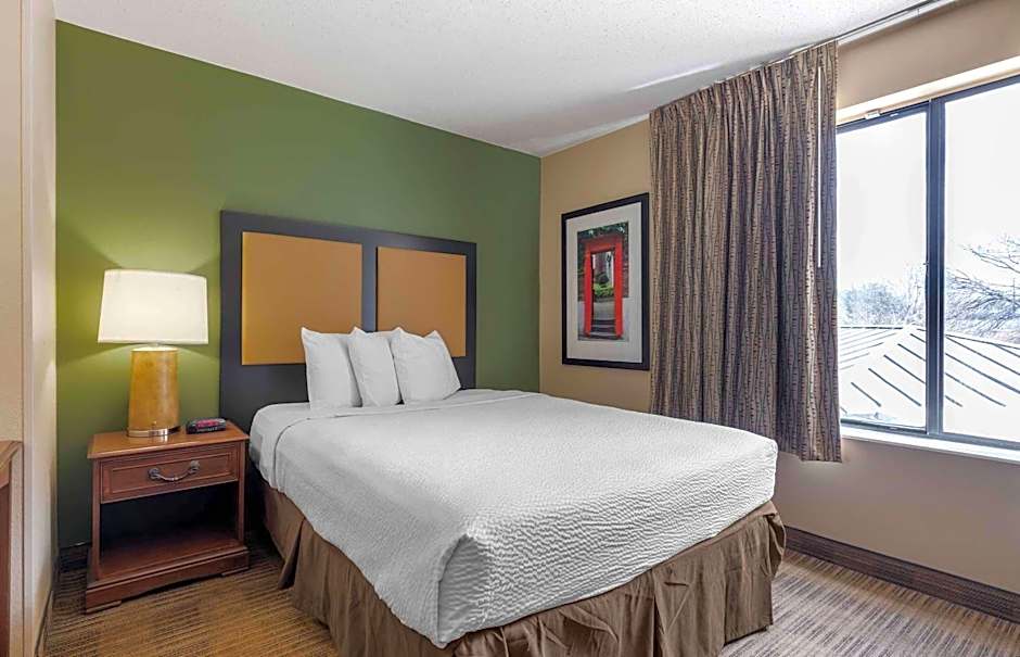 Extended Stay America Select Suites - Dallas - Farmers Branch