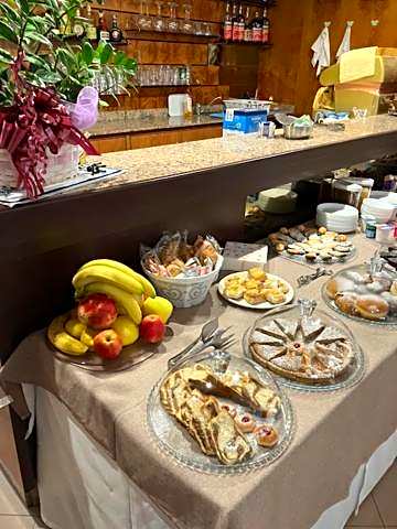Hotel Rey's