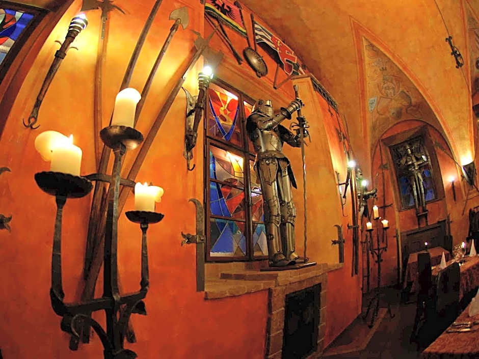 Pytloun Old Armoury Hotel Prague, Stara Zbrojnice